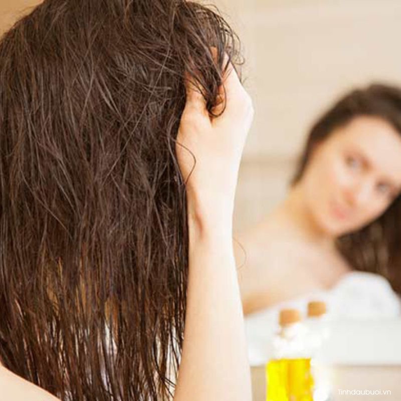 tinh dau buoi nen dung luc nao