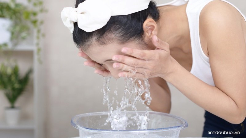 Cách dùng vỏ bưởi dưỡng da cach dung vo buoi duong da